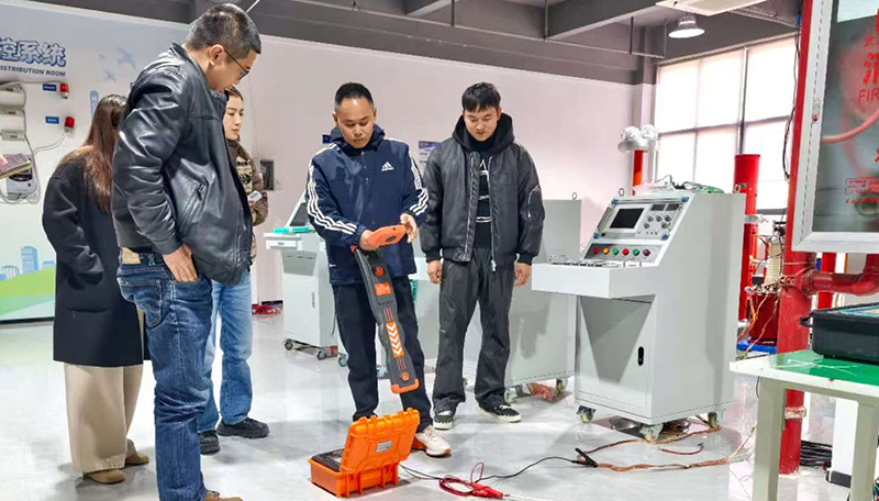 2190智能探测仪获青睐，安徽电力来访深交流