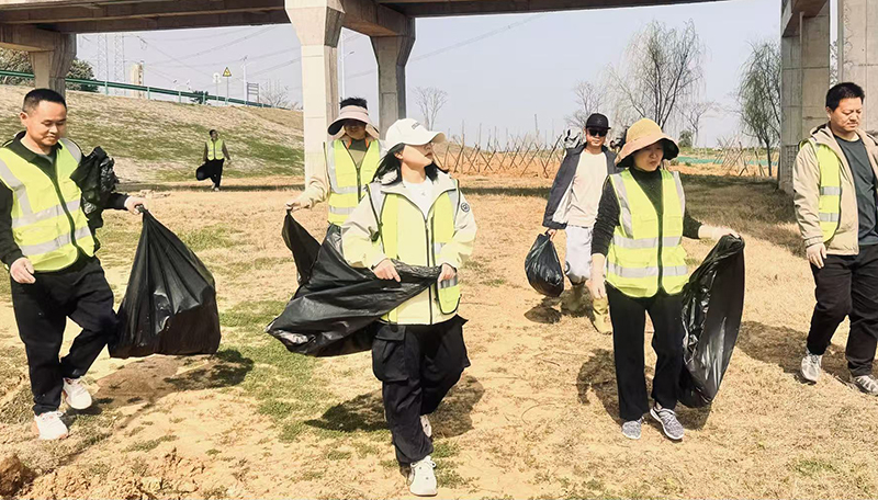 “践行企业责任 守护绿水青山 ——武汉雷科电力开展生态环保主题团建活动